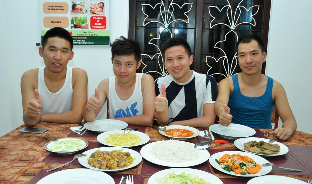 Angel Rest Hotel Mirissa Bagian luar foto
