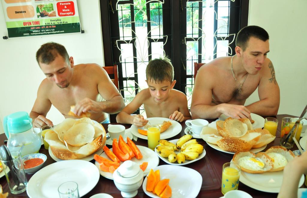 Angel Rest Hotel Mirissa Bagian luar foto