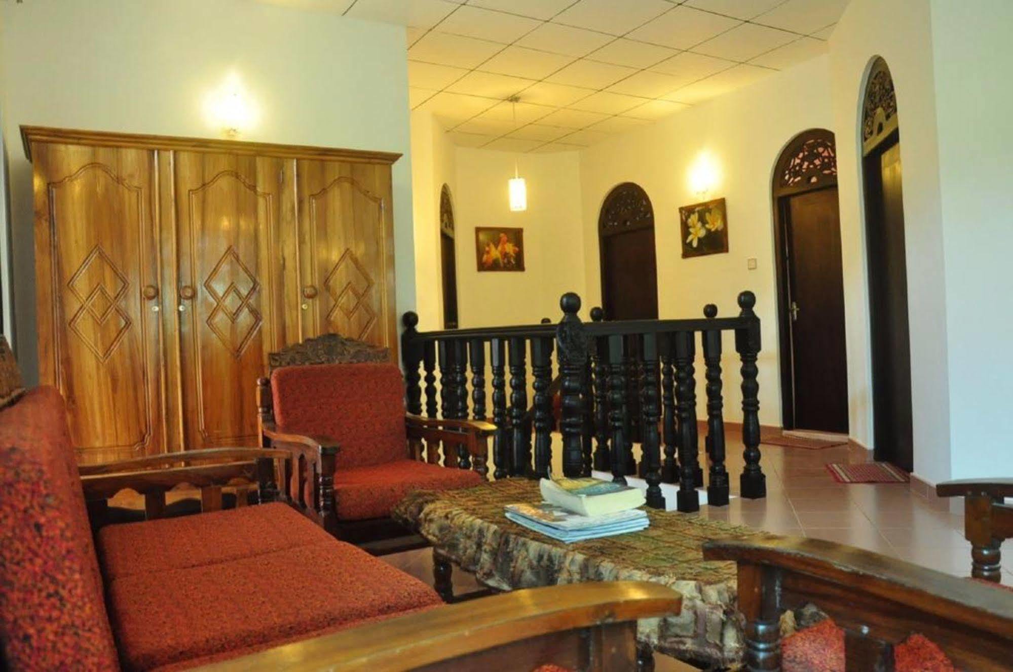 Angel Rest Hotel Mirissa Bagian luar foto