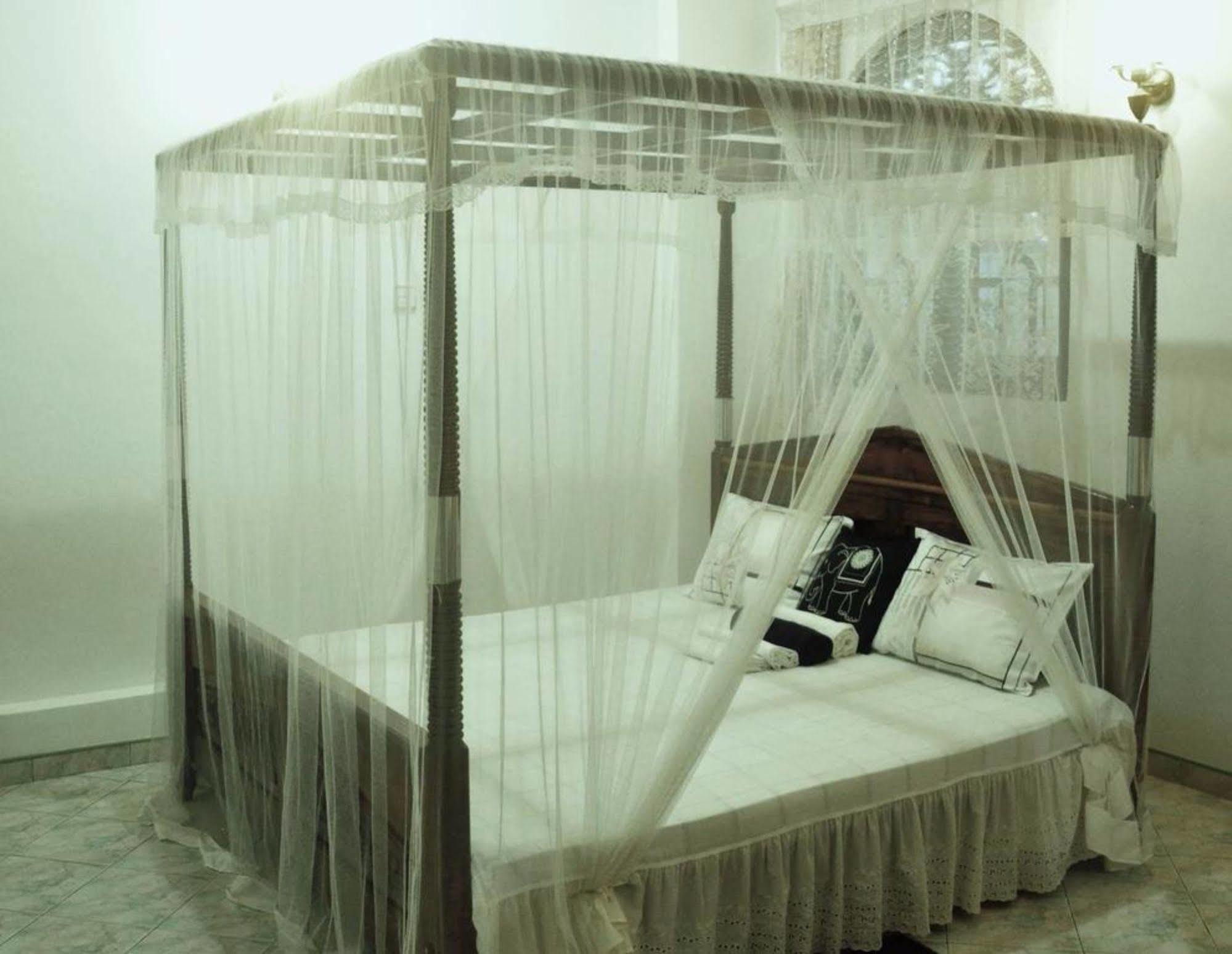 Angel Rest Hotel Mirissa Bagian luar foto