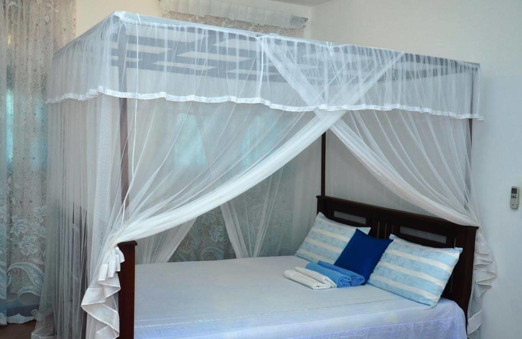 Angel Rest Hotel Mirissa Bagian luar foto